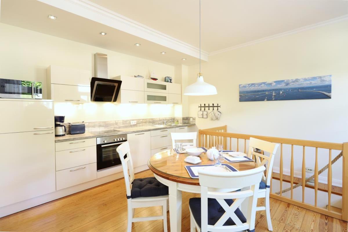 Appartement & Ferienwohnungen Thiess Rostock Esterno foto