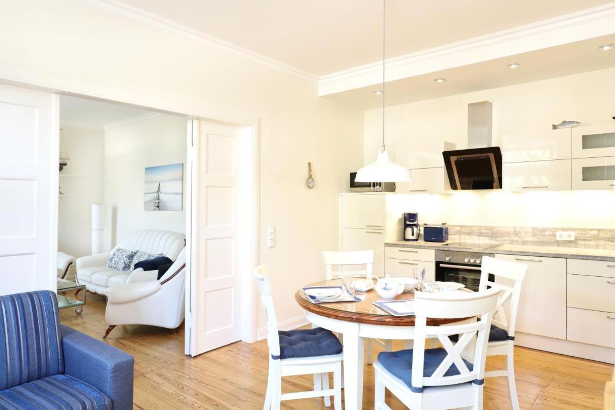 Appartement & Ferienwohnungen Thiess Rostock Esterno foto